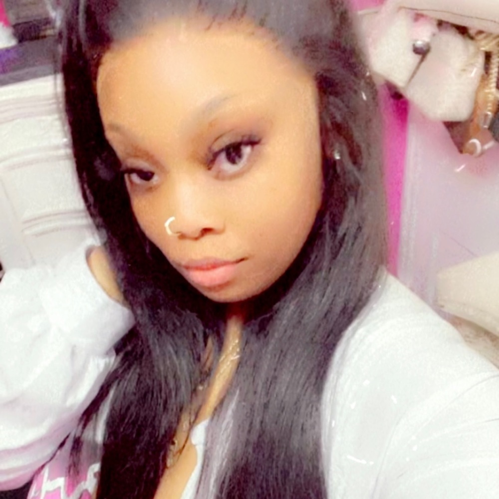 Meet your Posher, Ciara